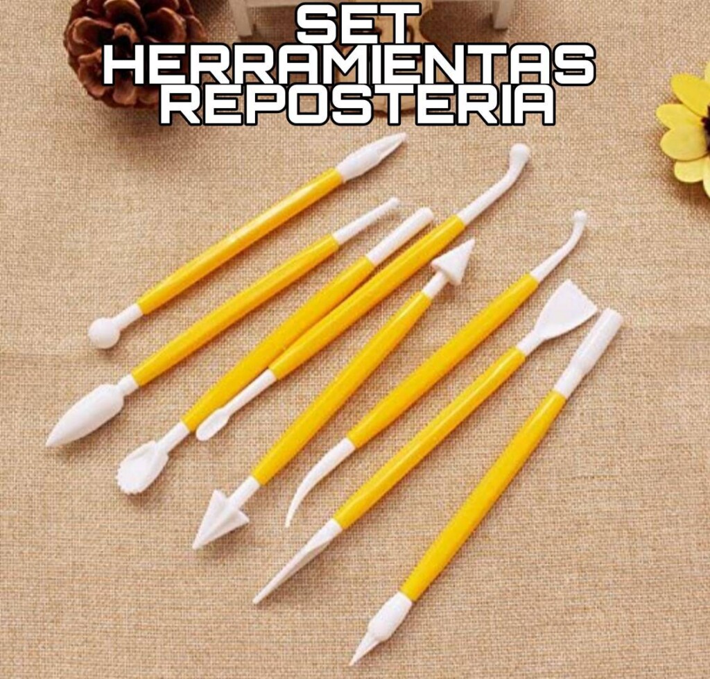 SET HERRAMIENTAS REPOSTERIA